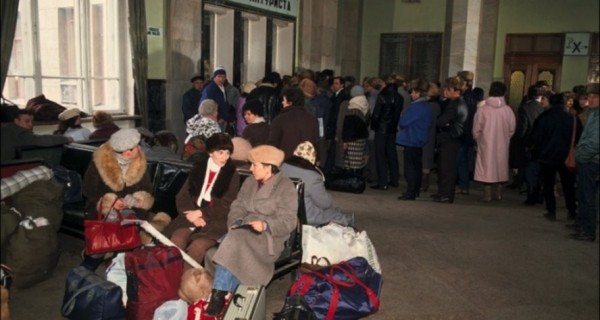 Это были «девяностые»… Брест. Вокзал. Таможня Это были «девяностые»… Брест. Вокзал. Таможня