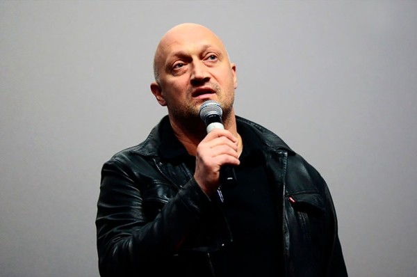 Как выглядят кинозвезды из 1990-х, от которых мы фанатели Как выглядят кинозвезды из 1990-х, от которых мы фанатели