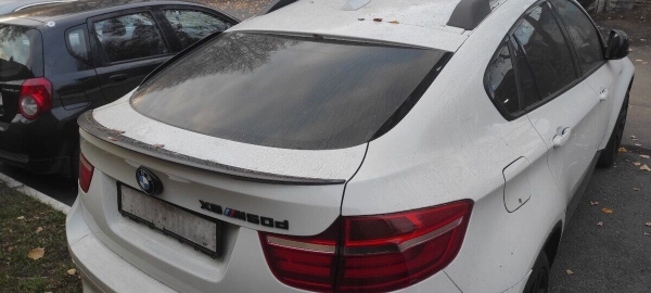 Белорус поставил BMW X6 на комиссию: «Накатали 250 км — и сломали!». Автохаус: «Клиент хочет конфликта» Белорус поставил BMW X6 на комиссию: «Накатали 250 км — и сломали!». Автохаус: «Клиент хочет конфликта»