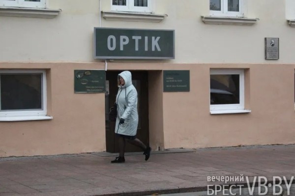 «ГДР» заходит в Брест. Шпионский детектив и джинсы-варёнки