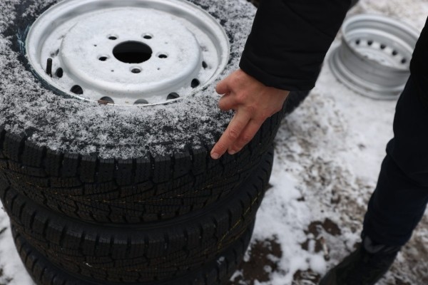 «А колеса не отвалятся?» Задаем глупые вопросы шиномонтажнику