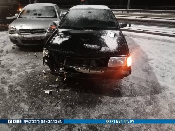В Бресте за 5 минут произошло три ДТП В Бресте за 5 минут произошло три ДТП