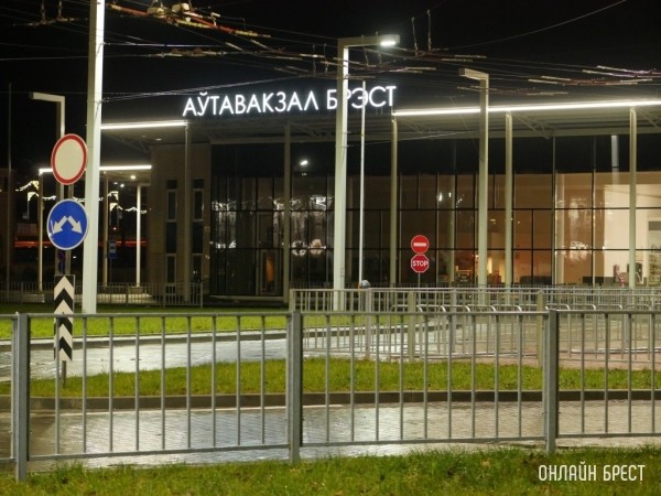 В связи с Рождеством и Новым годом отменено много международных автобусных рейсов из Бреста