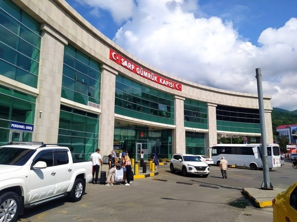 «Грузины заступались на дороге!» Пинчанин о путешествии в Грузию на Honda Сivic «Грузины заступались на дороге!» Пинчанин о путешествии в Грузию на Honda Сivic