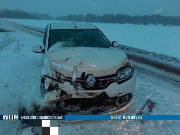 В Брестской области произошло лобовое ДТП. Подробности В Брестской области произошло лобовое ДТП. Подробности