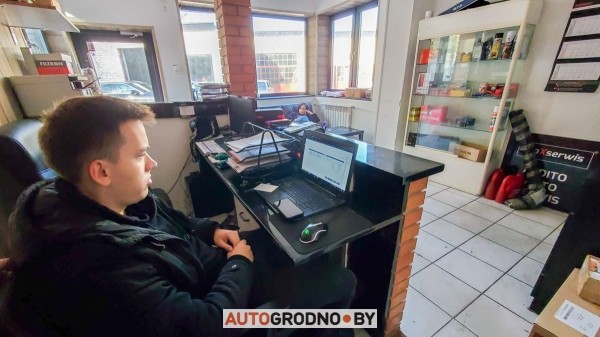 Белорус открыл вторую СТО в Варшаве, чтобы привлечь польских водителей. Получилось? Белорус открыл вторую СТО в Варшаве, чтобы привлечь польских водителей. Получилось?