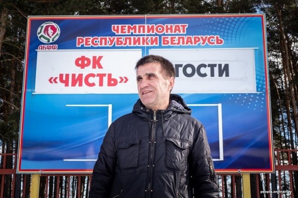 До скольки лет можно профессионально играть в футбол? Вы удивитесь До скольки лет можно профессионально играть в футбол? Вы удивитесь