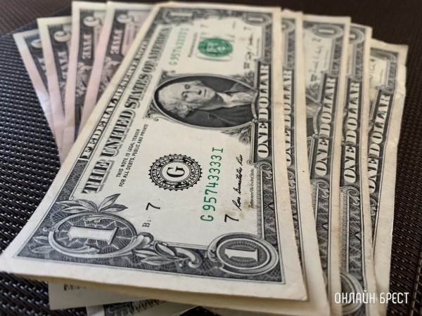 По $7600 на каждого ребенка за то, что уедут из города. Где раздают такие деньги?