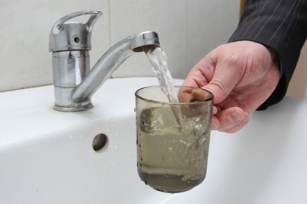 Замедляем старение. Эндокринолог назвала суточную норму воды