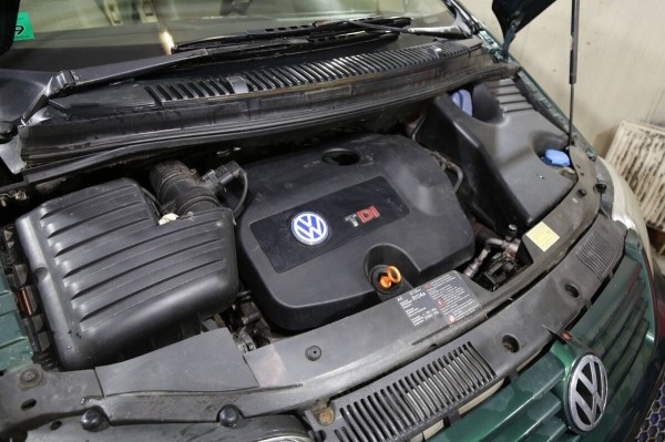 «Если отвезти машину на детейлинг, будет совсем лялечка!» Белорус о VW Sharan, который 13 лет находится в одних руках