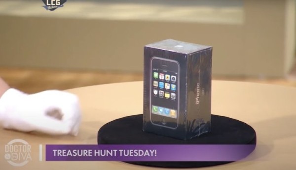 За сколько продали запакованный iPhone первого поколения?