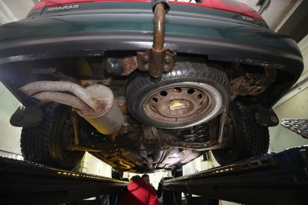 «Если отвезти машину на детейлинг, будет совсем лялечка!» Белорус о VW Sharan, который 13 лет находится в одних руках