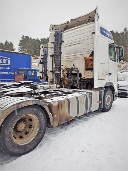 Этот тягач Volvo искали в Европе 9 лет. И вдруг машина выехала из Беларуси в Литву Этот тягач Volvo искали в Европе 9 лет. И вдруг машина выехала из Беларуси в Литву