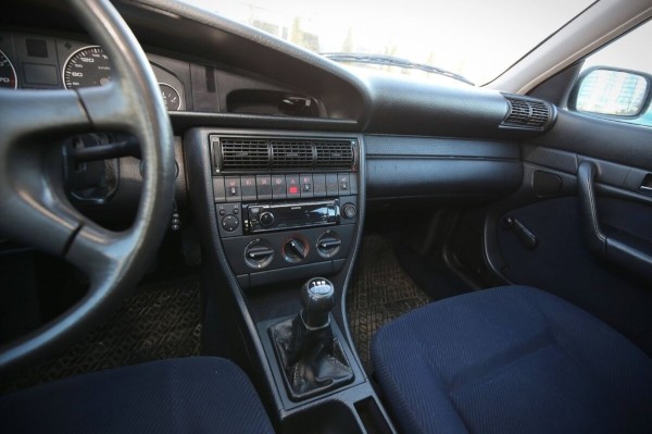 «Купил за $2 250 и горя не знаю!». Белорус о владении Audi 100 (C4) выпуска 1993 года
