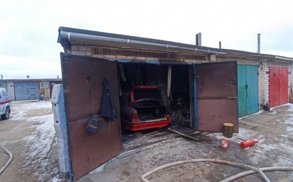 Подробности пожара в гараже, где погиб мужчина в Барановичах