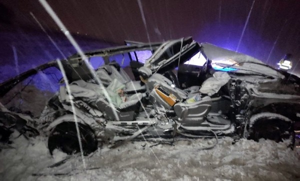 Подробности ДТП под Могилевом: отец на Renault разбился с двумя дочерьми — одна непристегнутая девушка погибла Подробности ДТП под Могилевом: отец на Renault разбился с двумя дочерьми — одна непристегнутая девушка погибла