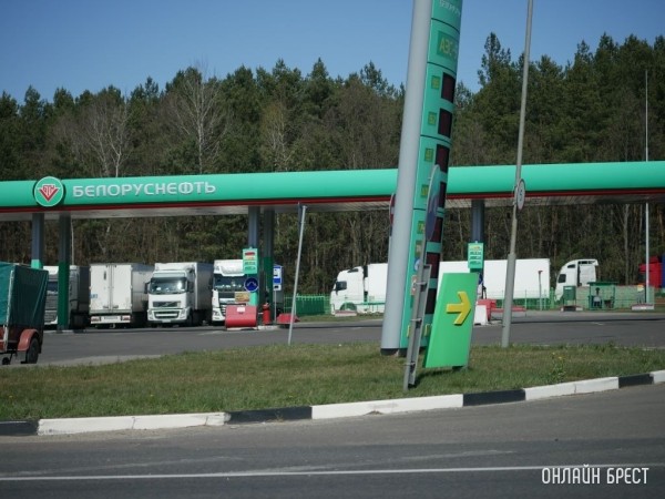С 21 марта в Беларуси вновь дешевеет топливо