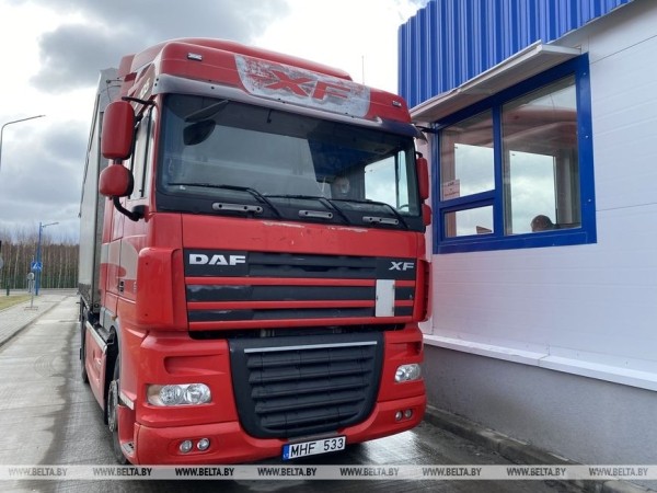 Водители из разных стран рассказали о проблемах на границе