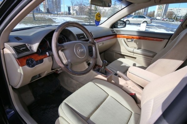 «Когда-то заплатил за машину 8 100 евро, а ей и сносу нет!». Белорус решился показать «живую» Audi A4 (B6) 1.9 TDI