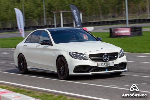 Белорусы «случайно» собрали самый быстрый Largus в мире Белорусы «случайно» собрали самый быстрый Largus в мире