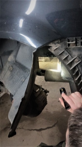 Литовец наделал тайники и пытался вывезти из Беларуси сотни пачек сигарет