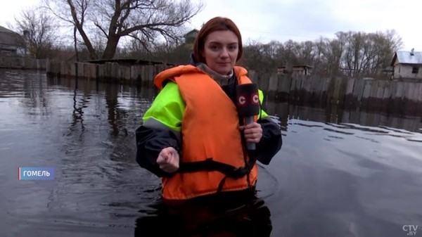 Семья из Гомеля теперь живёт на острове. Как белорусы справляются с крупнейшими паводками? Семья из Гомеля теперь живёт на острове. Как белорусы справляются с крупнейшими паводками?