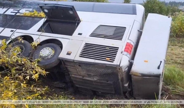 СК: автобус Варшава — Минск попал в аварию из-за утомленности водителя. Его будут судить СК: автобус Варшава — Минск попал в аварию из-за утомленности водителя. Его будут судить