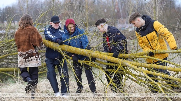 В Брестской крепости прошла экологическая акция по благоустройству Волынского укрепления
