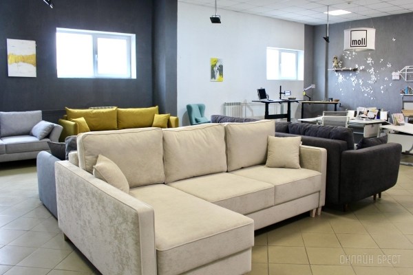 Топовая подборка магазинов на Карьерной в Бресте: мебель, сантехника, керамогранит, декоративный кирпич, штукатурка. Переходи и смотри выгодные предложения