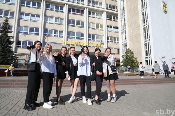 Централизованный экзамен в Бресте. Смотрите фоторепортаж