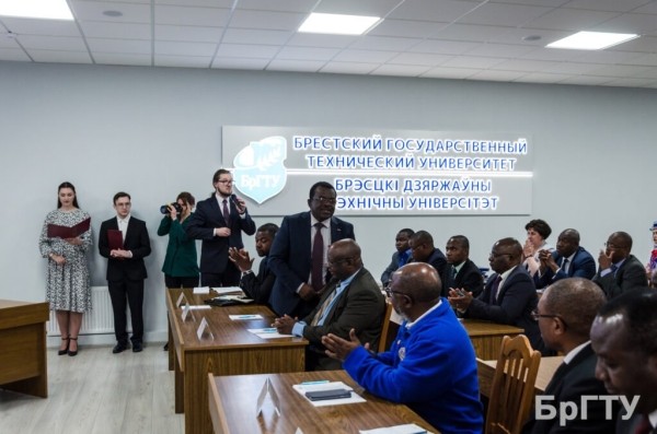 Брестский технический университет заключил соглашения о сотрудничестве с пятью вузами Зимбабве