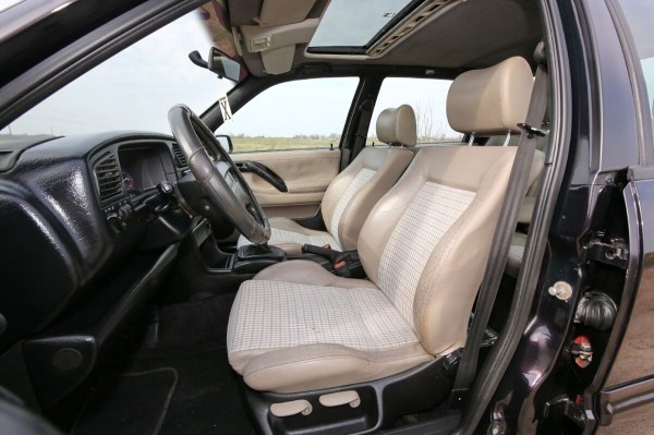 «Покраска обошлась в $3 200». В Беларуси нашли редкий VW Passat VR6 (B4)