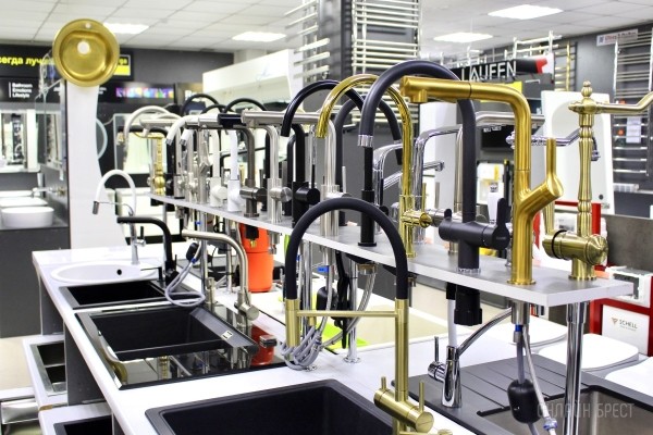 Топовая подборка магазинов на Карьерной в Бресте: мебель, сантехника, керамогранит, декоративный кирпич, штукатурка. Переходи и смотри выгодные предложения