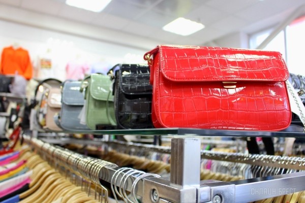 Вот что значит красивый шопинг! Большой фотообзор женской одежды «Mona Collection» в брестском ТЦ «Галерея Гранд»