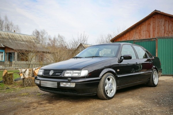«Покраска обошлась в $3 200». В Беларуси нашли редкий VW Passat VR6 (B4)