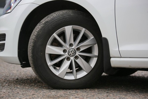 Белорус купил «непроходной» VW Golf, но выставил его на продажу. Чем не понравился 1,2-литровый хетчбэк?