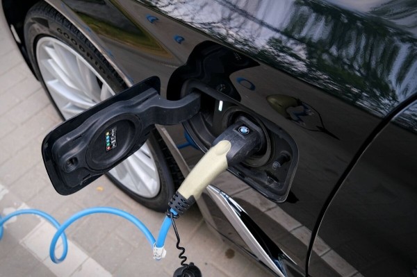 «За рулевую рейку — 850 евро, ступичный подшипник — $250». Белорус о владении BMW 530e (G30) и его обслуживании