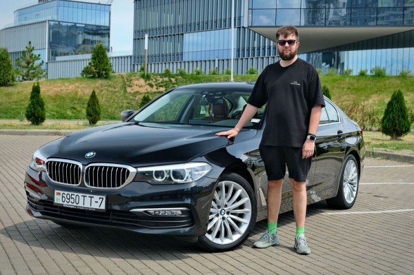 «За рулевую рейку — 850 евро, ступичный подшипник — $250». Белорус о владении BMW 530e (G30) и его обслуживании