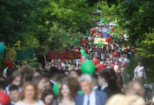 Выпускной вечер в Бресте. Фоторепортаж