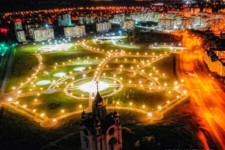 Сегодня в Бресте будет включена праздничная подсветка. Вот почему