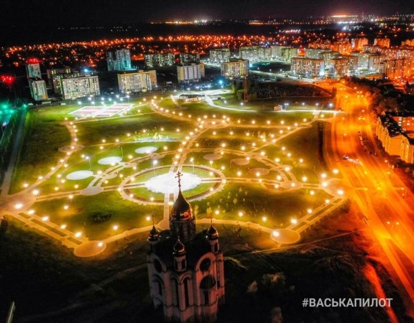 Сегодня в Бресте будет включена праздничная подсветка. Вот почему