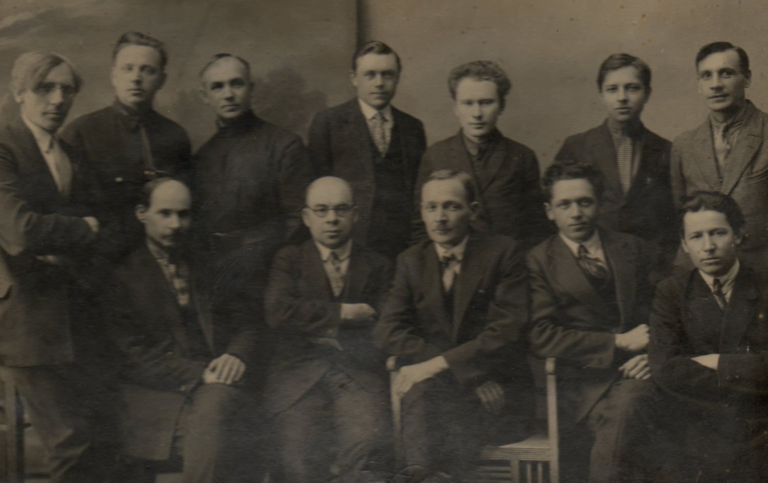 «Гэта крык, што жыве Беларусь!». Дзень памяти народного песняра Янки Купалы — настоящего отца белорусской нации