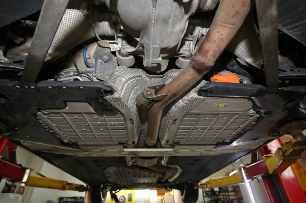 «За рулевую рейку — 850 евро, ступичный подшипник — $250». Белорус о владении BMW 530e (G30) и его обслуживании