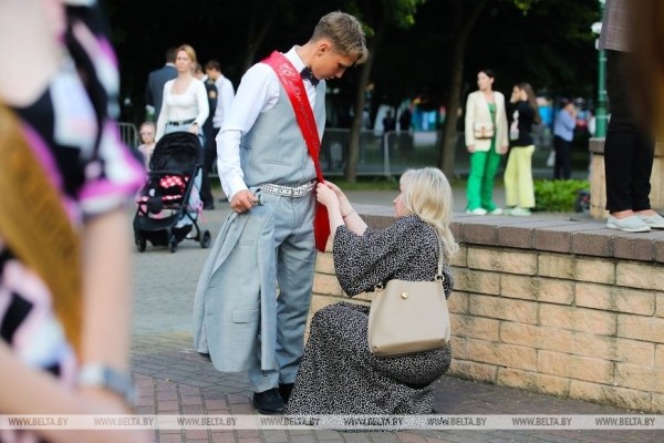 Выпускной вечер в Бресте. Фоторепортаж