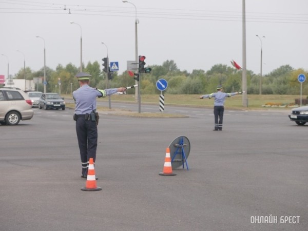 В Бресте 3 июня закроют движение по ул. Октябрьской Революции: как будут ходить автобусы В Бресте 3 июня закроют движение по ул. Октябрьской Революции: как будут ходить автобусы
