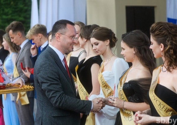 Выпускной вечер в Бресте. Фоторепортаж