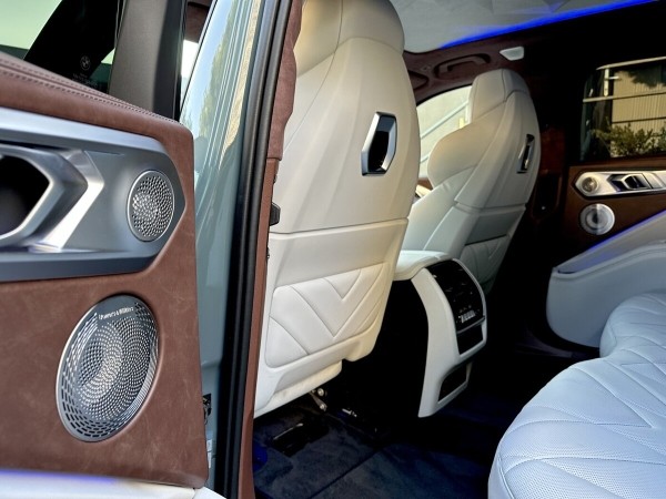 Самый дорогой и престижный кросс BMW: вот сколько за него просят в Беларуси