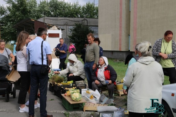 В Бресте прошёл рейд по местам несанкционированной торговли урожаем, выращенным на приусадебных участках