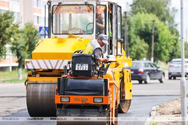 Обновленный фонтан, ремонт жилья и дорог: в Ганцевичах завершают подготовку к областным «Дажынкам» Обновленный фонтан, ремонт жилья и дорог: в Ганцевичах завершают подготовку к областным «Дажынкам»
