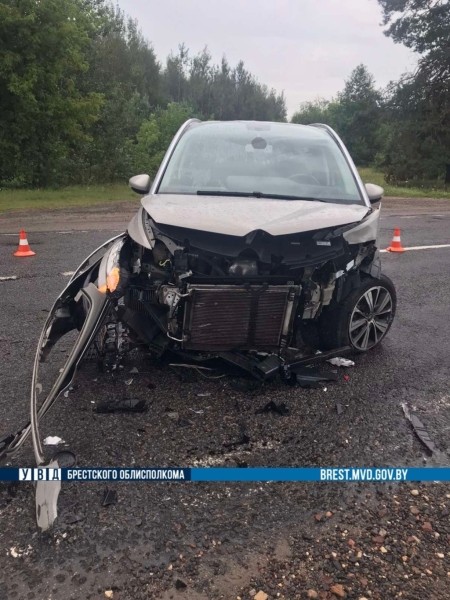 Результат небезопасного маневра в Пинском районе Результат небезопасного маневра в Пинском районе